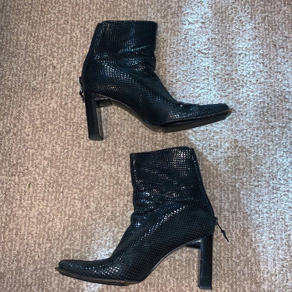 VINTAGE STUART WEITZMAN BOOTS